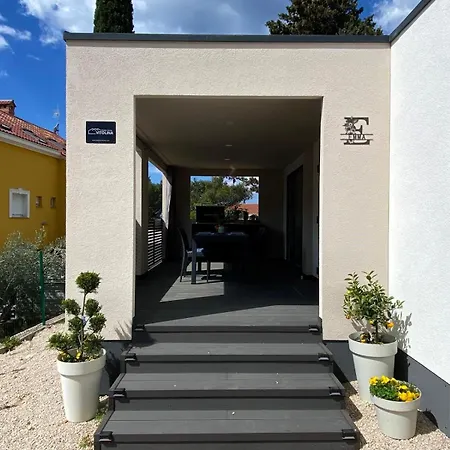 Mobilna Kucica Emma - Grebastica, Kamp Vala *