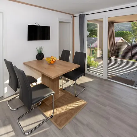 Mobilna Kucica Emma - Grebastica, Kamp Vala Campeggio