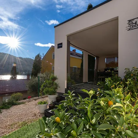 Mobilna Kucica Emma - Grebastica, Kamp Vala Кемпинг