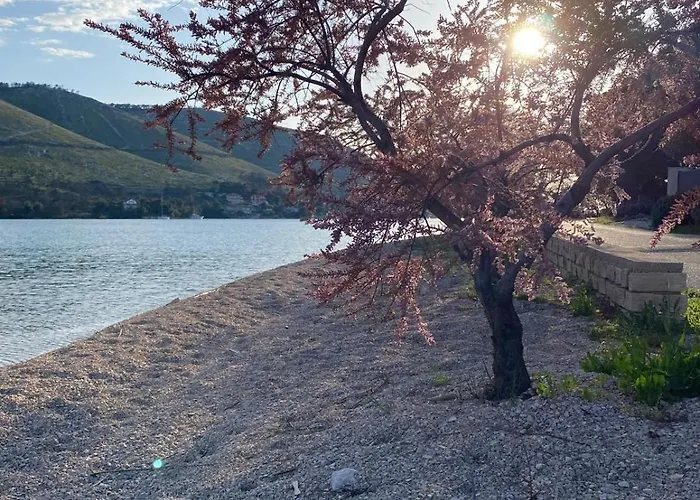 Mobilna Kucica Emma - Grebastica, Kamp Vala *