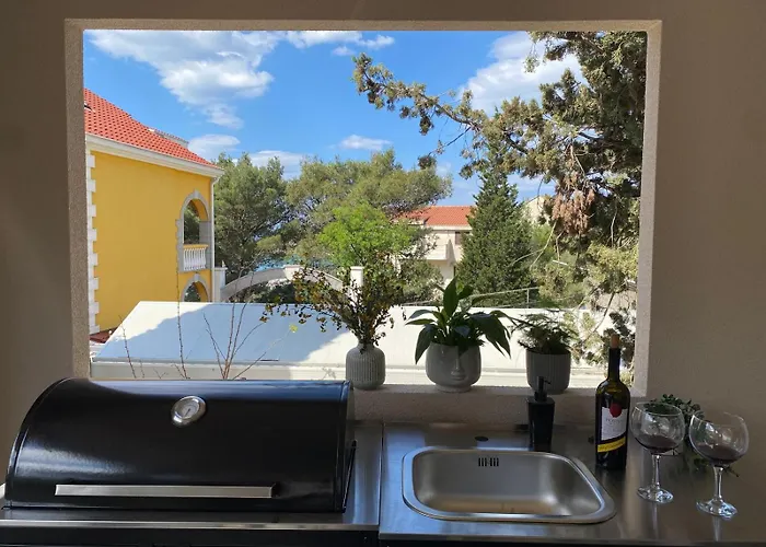 Parque de Campismo Mobilna Kucica Emma - Grebastica, Kamp Vala *