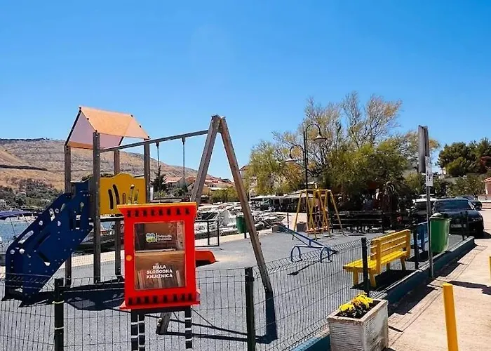 Camping Mobilna Kucica Emma - Grebastica, Kamp Vala