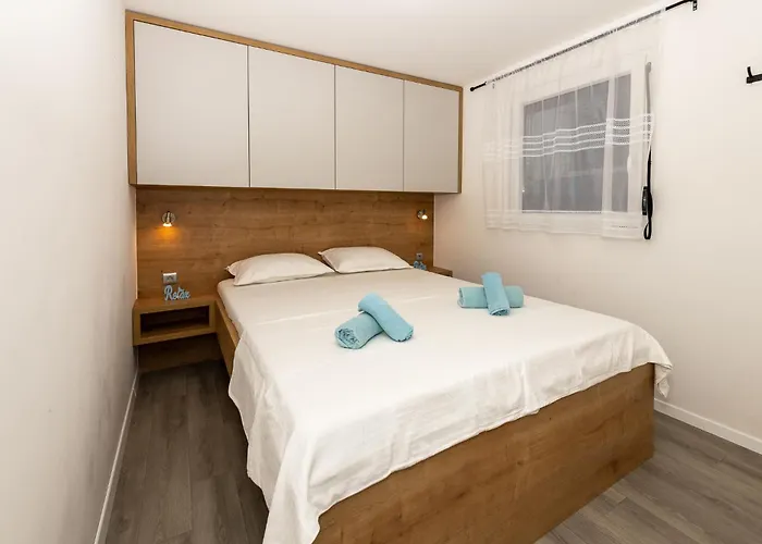 Mobilna Kucica Emma - Grebastica, Kamp Vala Кемпинг