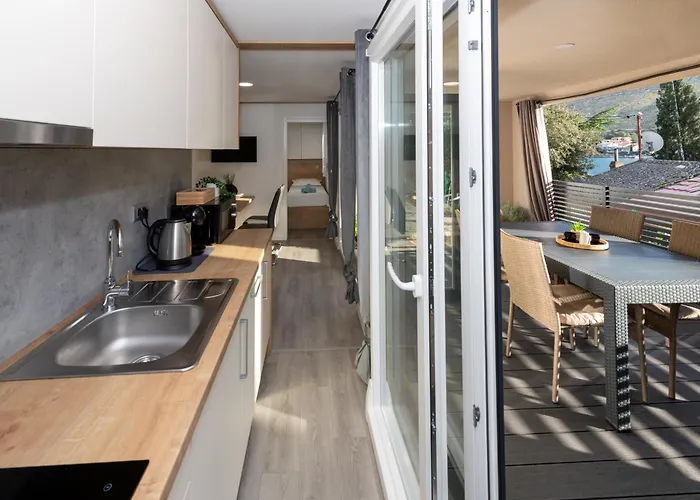 Campeggio Mobilna Kucica Emma - Grebastica, Kamp Vala Grebaštica